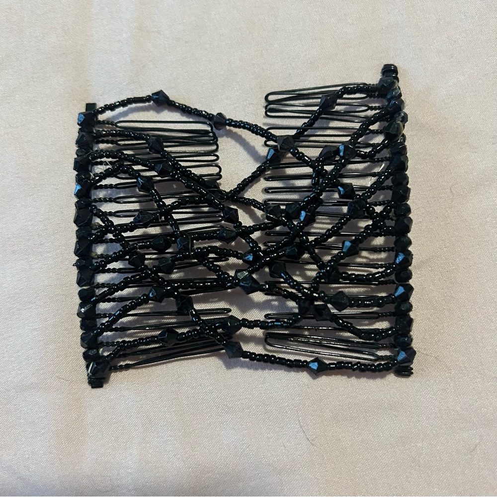 🖤 Black Beaded Stretch Hair Comb | Y2K Gothic Hair Accessory